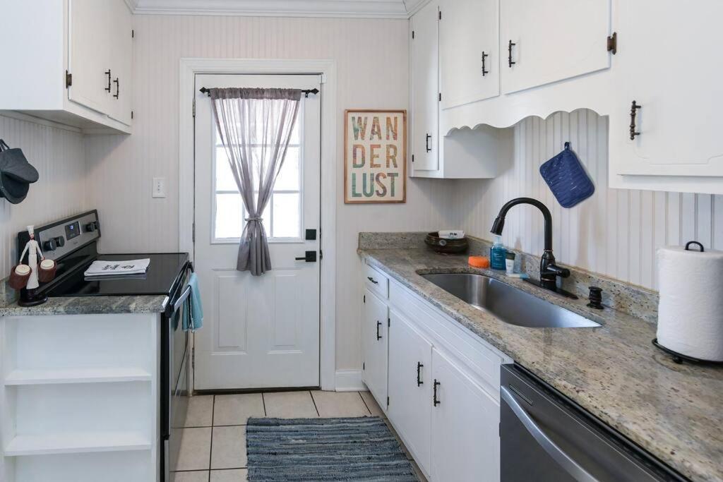 Peaceful Home In Downtown Huntsville With Nice Back Patio! Kültér fotó